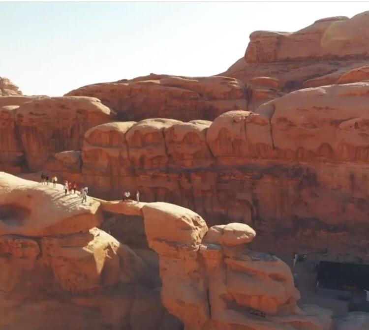 Stars Life Camp-Tour Hotel Wadi Rum Exterior photo