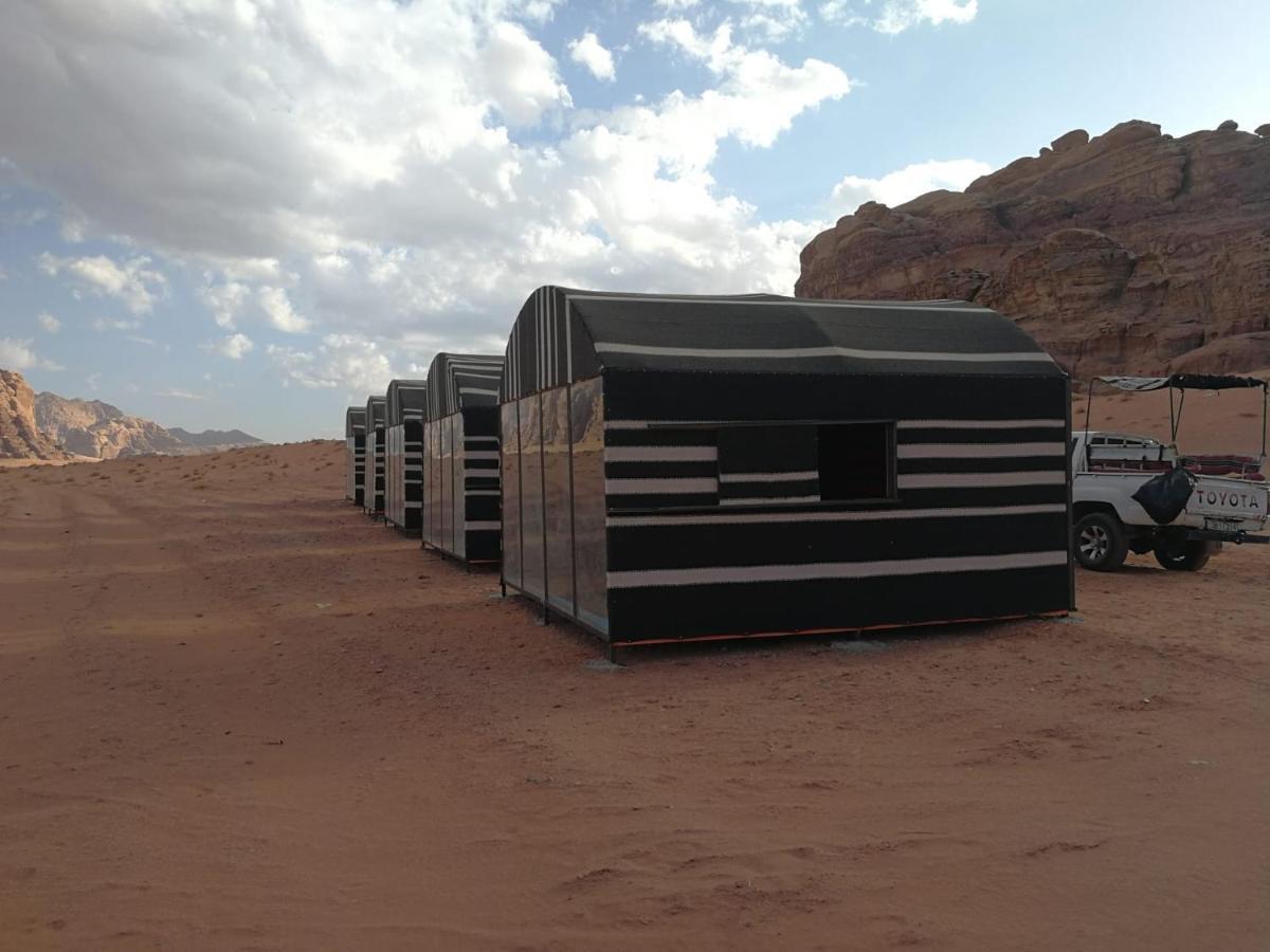 Stars Life Camp-Tour Hotel Wadi Rum Exterior photo